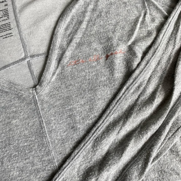 Good hYOUman - V-neck sweater - Picture 2 of 3